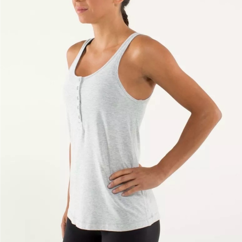 Lululemon Womens Heart Opener Tank Top Sz 0 2 Heathered Gray Vitasea Yoga Gym